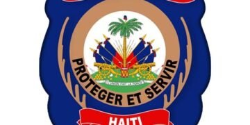 PNH chief visits DDO-1 after fire incident in Port-au-Prince