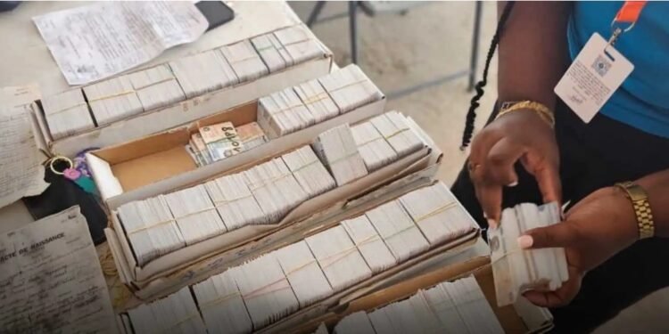 ID cards in Haiti: citizens report illegal payments