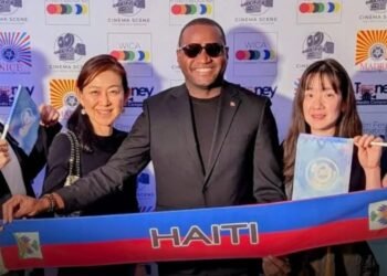 England: Haitian filmmaker Dave Fils-Aimé wins award for documentary on gangs 3 England: Haitian filmmaker Dave Fils-Aimé wins award for documentary on gangs