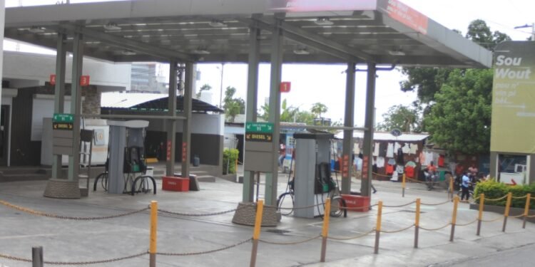 Haitian government issues decree setting fuel pricing mechanisms