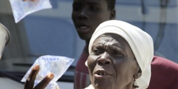 Port-au-Prince’s Silent Killer: 92% of Sachet Water Contaminated 3 Port-au-Prince’s Silent Killer: 92% of Sachet Water Contaminated