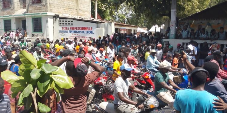 Jacmel paralyzed by protests against insecurity