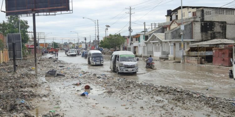 The dreadful Carrefour Rita during the rainy season