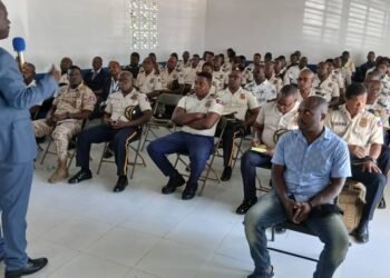 Anti-corruption training for police officers in the Northeast