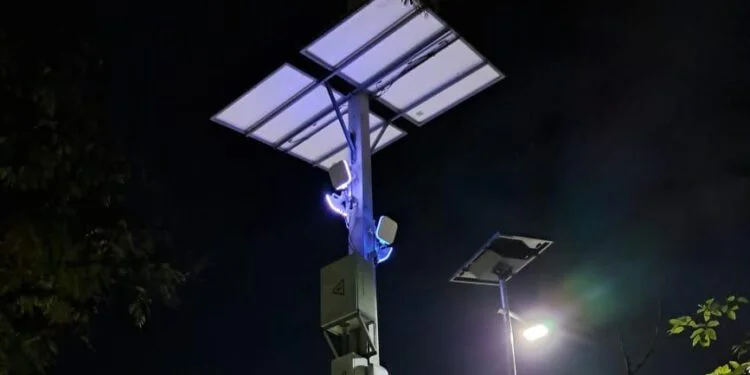 Lighting and free Wi-Fi at Place Saint-Pierre, a project led by the Macaya Institute