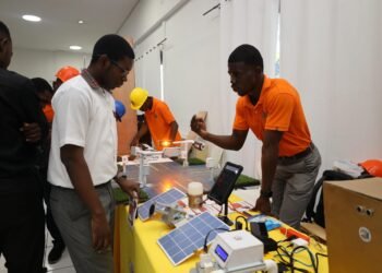 CCIHC and CONATEL host technology fair focused on innovation and good governance