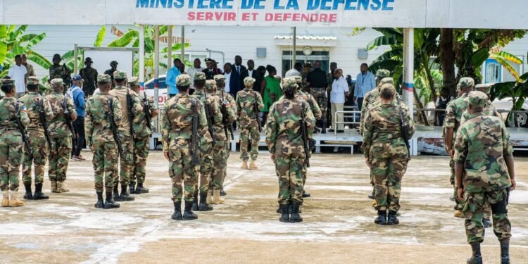 Haitian Armed Forces seek to recruit one thousand officers, non-commissioned officers, and soldiers 1 Haitian Armed Forces seek to recruit one thousand officers, non-commissioned officers, and soldiers