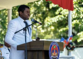 Flag Day: UEH Rector calls for a National Pact for the Knowledge Economy