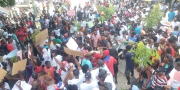 Mass protests erupt in Verrettes as Artibonite residents demand immediate anti-gang operations 10 Mass protests erupt in Verrettes as Artibonite residents demand immediate anti-gang operations